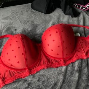 Parfait Red Underwired T-Shirt Bra Size 32G. NWT!!